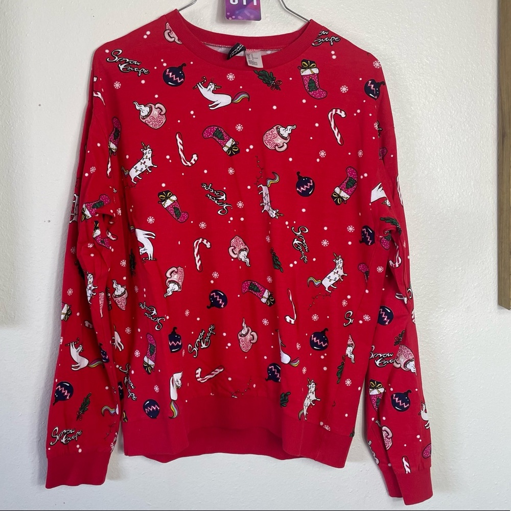 H&M Women’s Christmas Sweater Size: Medium